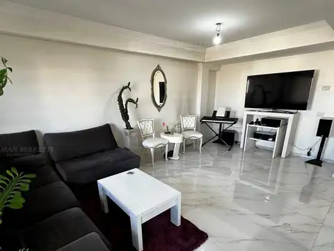 Departamento en Venta con 2 cocheras