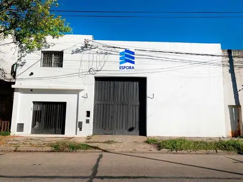 Esteban De Luca 600