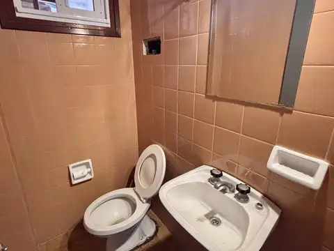 Depto Tipo Casa en Venta con 1 cocheras