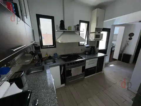 Casa 5 ambientes con 5 baños