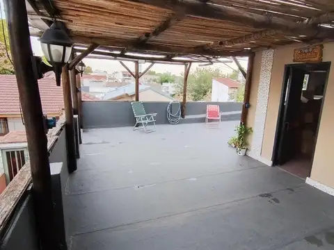 Depto Tipo Casa en Venta 25 años