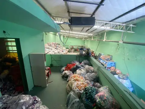Galpon en Alquiler en Bernal, $ 3.100.000