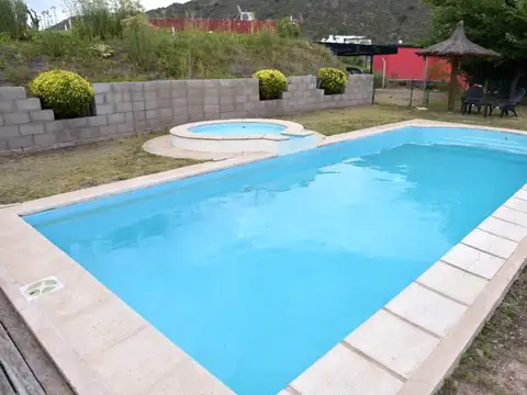 Casa en Venta con 6 cocheras