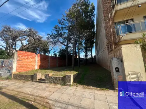 Casa en venta c/ cochera en Costa Azul