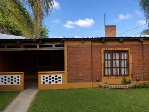 SE VENDE CASA DE 2 DORMITORIOS EN RINCON