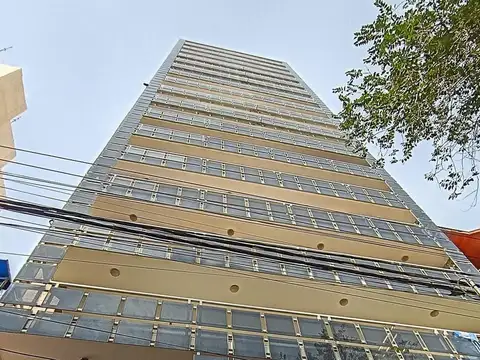 CENTRO de NEUQUÉN - Avenida Argentina  al 300