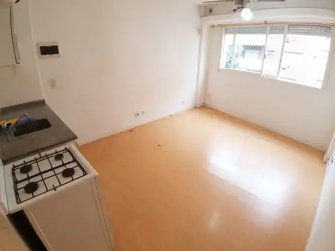 ALQUILER - DEPARTAMENTO 1 AMBIENTE - EXCELENTE UBICACION - APTO PROFESIONAL