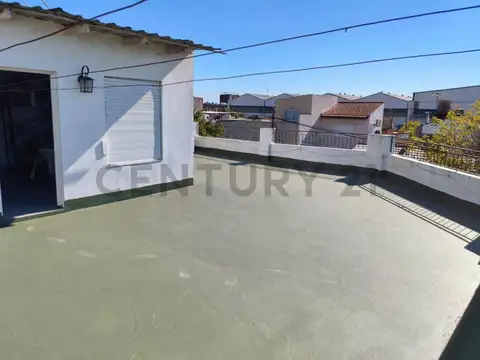 VENTA PH 4 AMB C/ TERRAZA - CASEROS - APTO CREDITO