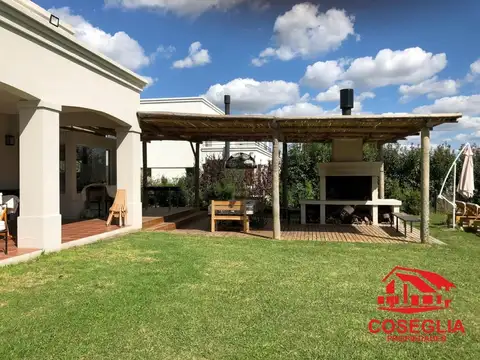 Casa en Venta - 4 dormitorios -