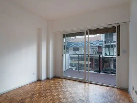 Venta depto 4 ambientes  Palermo frente balcón