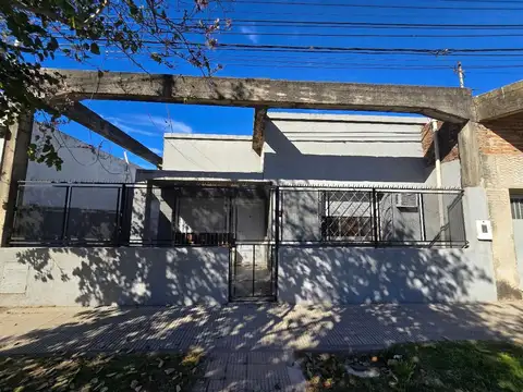 CASA EN VENTA - ZONA DON BOSCO- SANTA FE