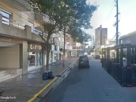 Chiozza e/ Falkner y Esquiu