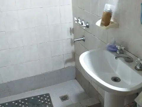 Depto Tipo Casa en Venta en Villa Ballester, USD 95.000