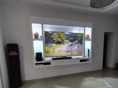 Casa en Venta en Berazategui, USD 145.000
