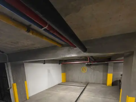 Cochera en Venta Fija