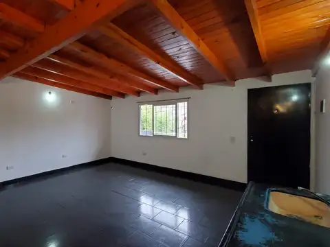 Casa en Alquiler de 1 dormitorio