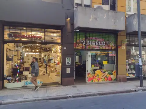 Local Comercial en Uruguay y Corrientes