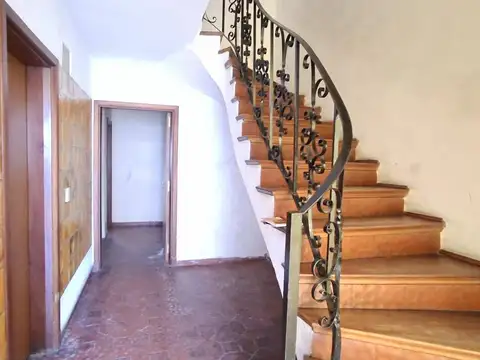 Depto Tipo Casa en Venta en Barrio Parque, USD 175.000
