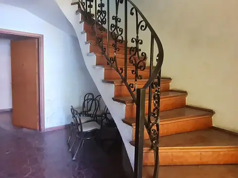 Depto Tipo Casa en Venta 40 años