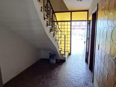Depto Tipo Casa 4 ambientes con 1 baño