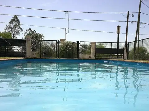 VENTA CASA 3 DORMITORIOS ZONA NORTE HOUSING CALANDRIA