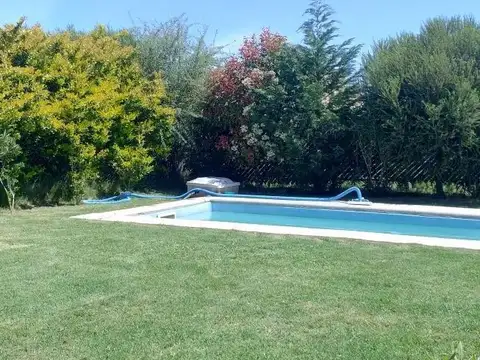 Casa 5 ambientes con 2 baños