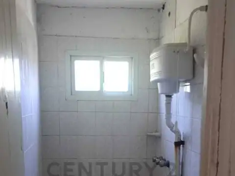 Venta casa + departamento + local comercial a 300 metros del Puente Carretero.