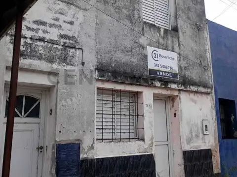 Venta casa + departamento + local comercial a 300 metros del Puente Carretero.