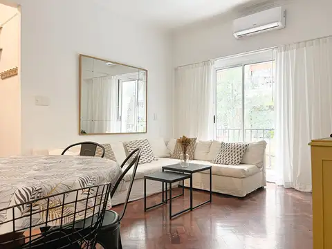 Departamento con 3 dormitorios en Venta en Las Cañitas