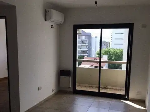 Luminoso y Excelente Dpto al Frente - Zona Parque San Martín