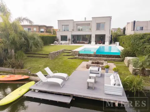 Casa en Venta al Suroeste