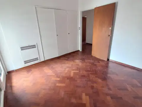 Departamento 5 ambientes con 2 baños