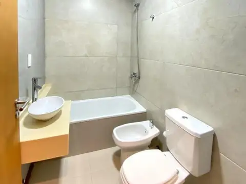 Departamento 3 ambientes con 2 baños