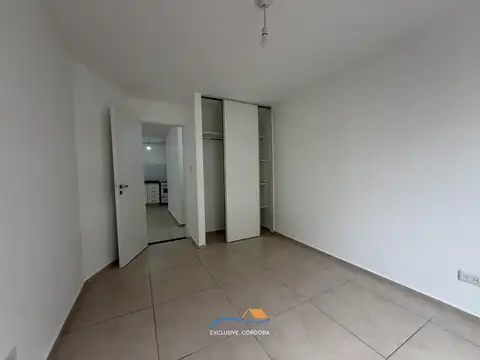 Departamento en Alquiler en Alto Alberdi, $ 520.000