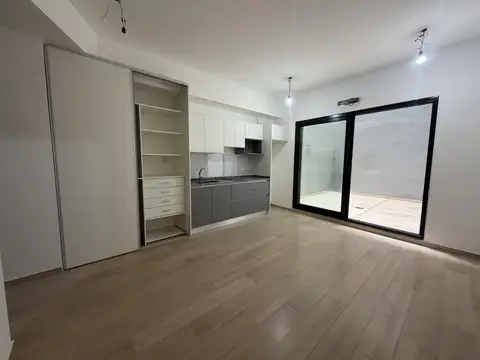 VENTA MONOAMBIENTE CON PATIO RECOLETA A ESTRENAR