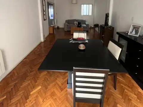 Venta. Permuta. 4 Amb + dep. 110m². Ayacucho y Paraguay.