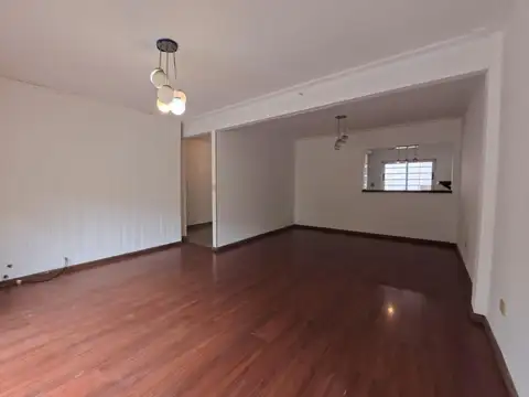 Departamento en Alquiler en Ramos Mejía, $ 1.200.000