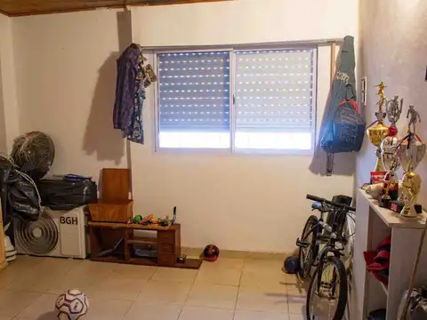 Depto Tipo Casa 4 ambientes con 2 baños