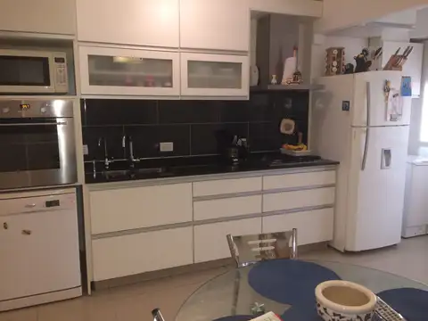 Departamento en Alquiler de 3 dormitorios