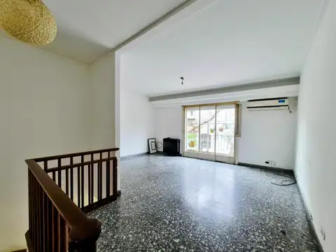 Al frente con cochera Terraza propia Colegiales