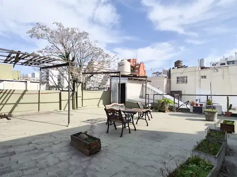Al frente con cochera Terraza propia Colegiales