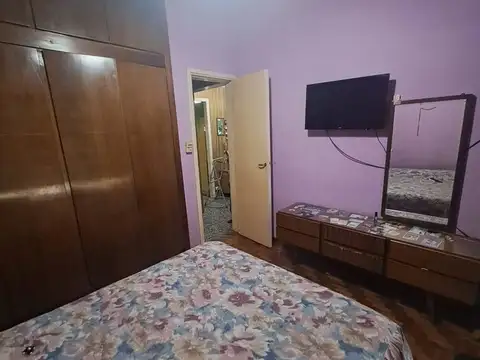 CASA EN ZONA RESIDENCIAL DE LOMAS DE ZAMORA