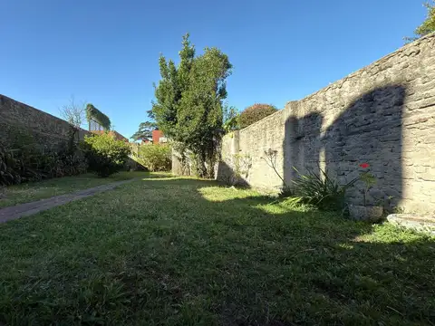 Casa en Villa Lugano, con parque, con jardin, casa con ambientes amplios, casa con patio y jardín