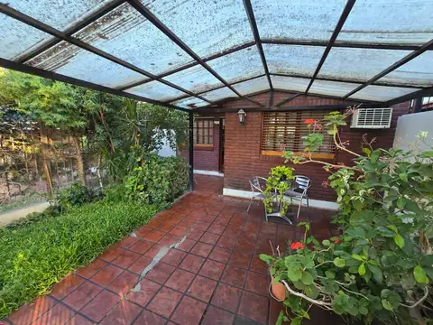 Depto Tipo Casa en Venta con 1 cocheras