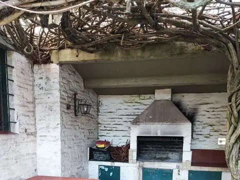 Casa en Venta en Villa Elisa, USD 105.000