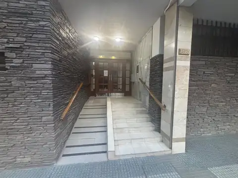 Av. Bartolomé Mitre 1400