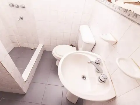 PH 3 AMB EXC UBIC SIN EXPENSAS EN VALENTIN ALSINA