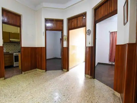 VENTA CASA 4 AMB C/ PATIO Y TERRAZA EN CIUDADELA