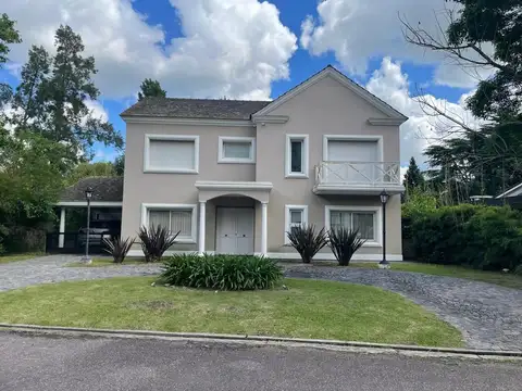 Barrio Cerrado altos del golf 2 pl 3 dor suite fdo pil imp