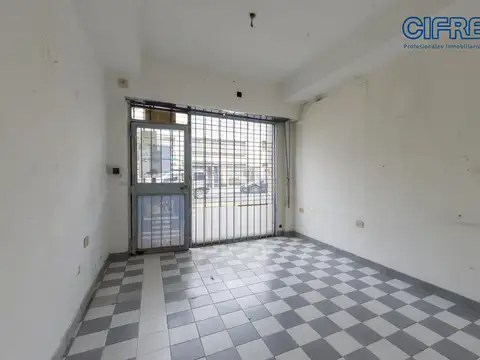 Local en Alquiler en Villa Urquiza, $ 800.000